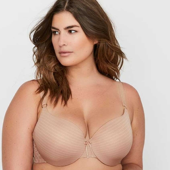 Ashley Graham Other - Ashley Graham plus size t-shirt bra soft lace 42D